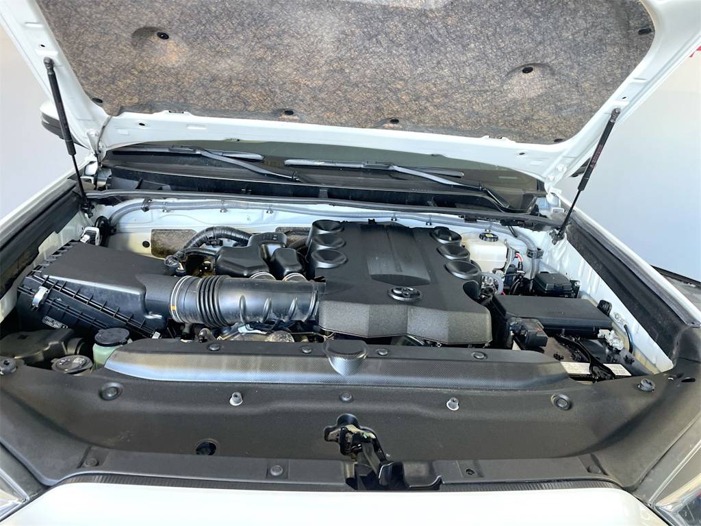 Thumbnail: 2023 Toyota 4Runner - 9