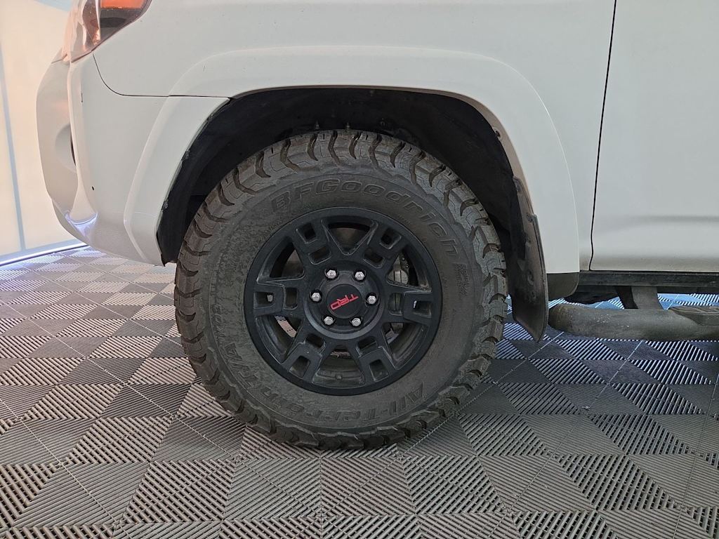 Thumbnail: 2023 Toyota 4Runner - 8