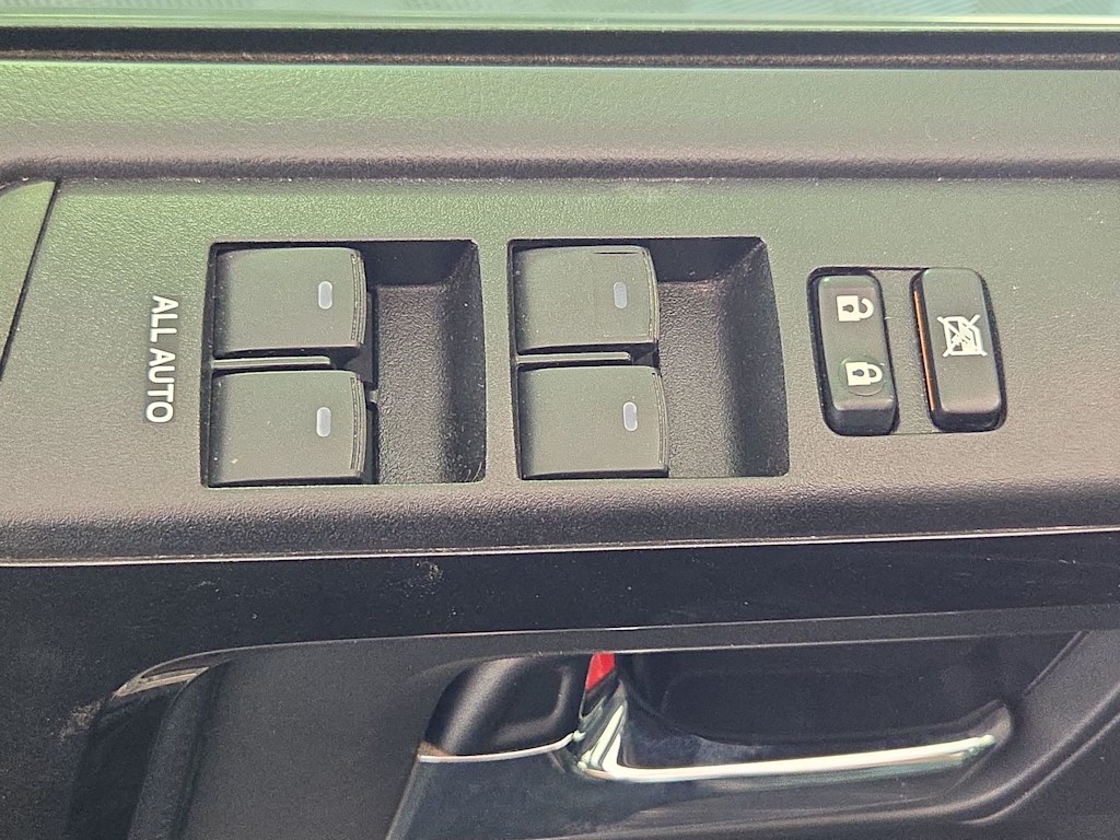 Thumbnail: 2021 Toyota 4Runner - 21