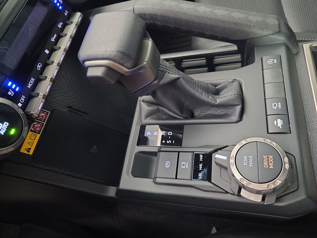 Thumbnail: 2025 Toyota 4Runner - 14
