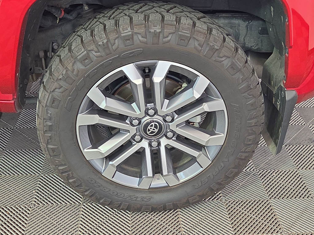 Thumbnail: 2025 Toyota 4Runner - 7