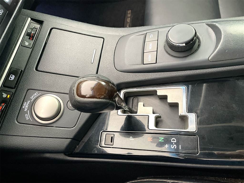 Thumbnail: 2013 Lexus ES - 14