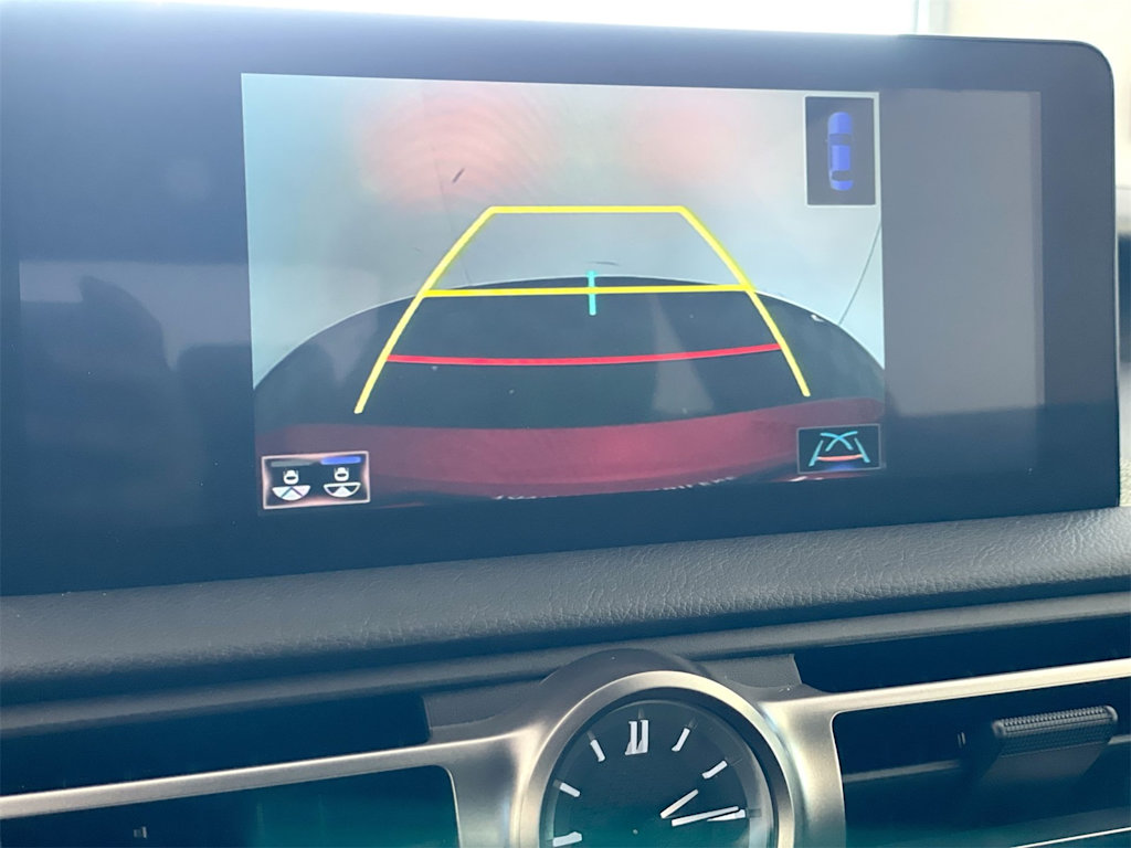 Thumbnail: 2024 Lexus ES - 24