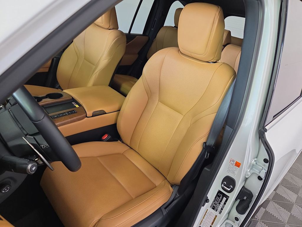 Thumbnail: 2024 Lexus ES - 11