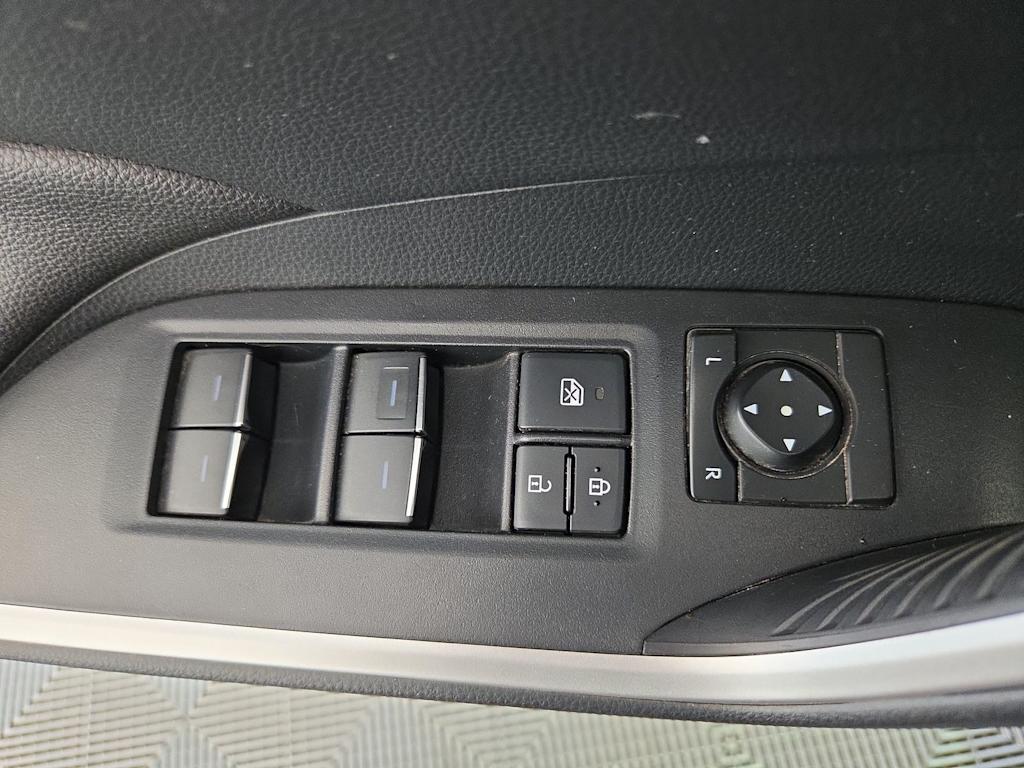 Thumbnail: 2023 Toyota RAV4 - 23