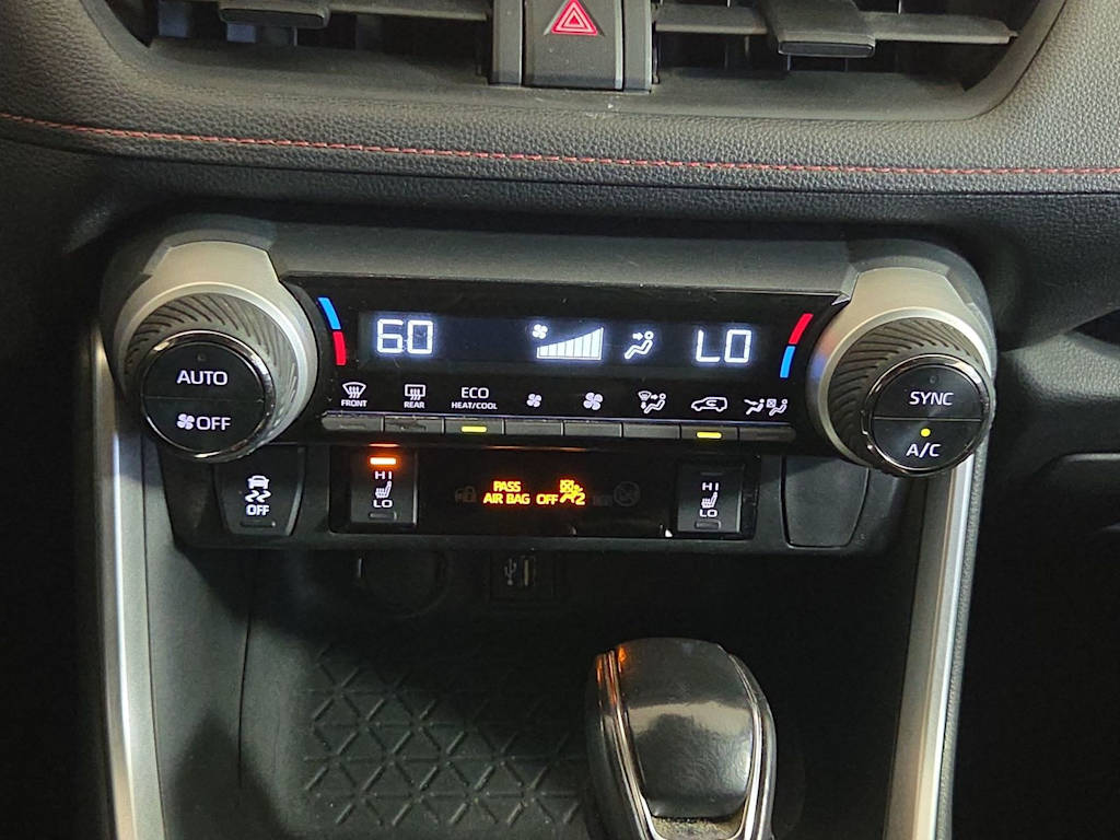 Thumbnail: 2023 Toyota RAV4 - 27