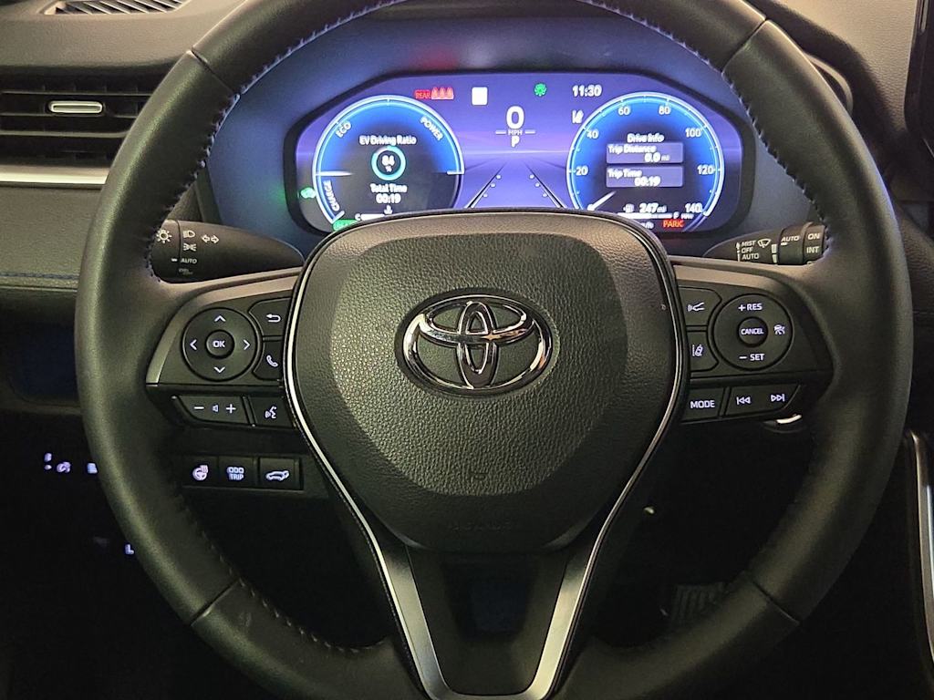 Thumbnail: 2025 Toyota RAV4 - 23