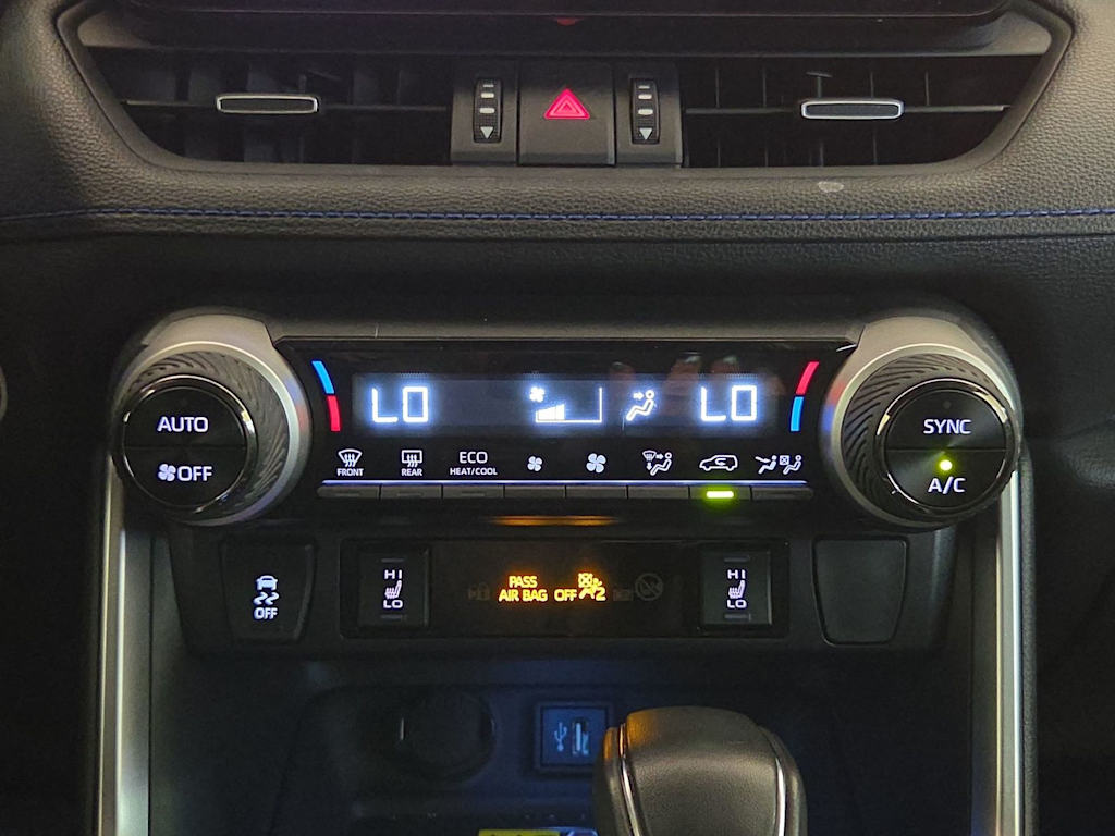 Thumbnail: 2025 Toyota RAV4 - 26