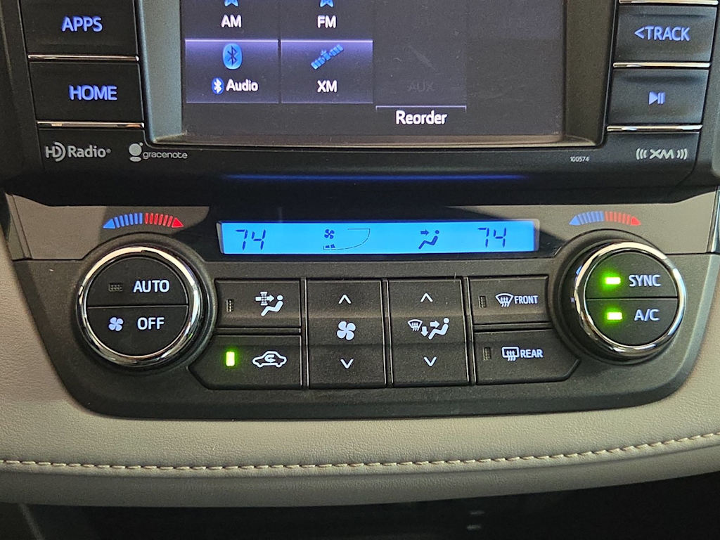 Thumbnail: 2017 Toyota RAV4 - 26