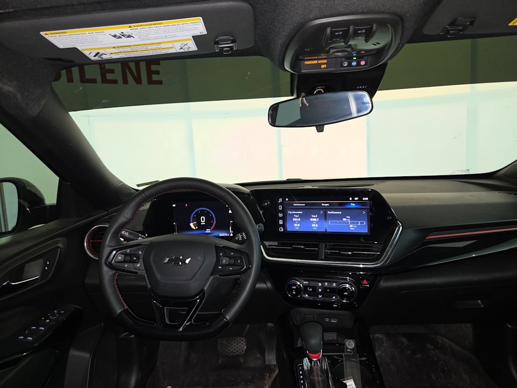 Thumbnail: 2025 Chevrolet Trax - 2