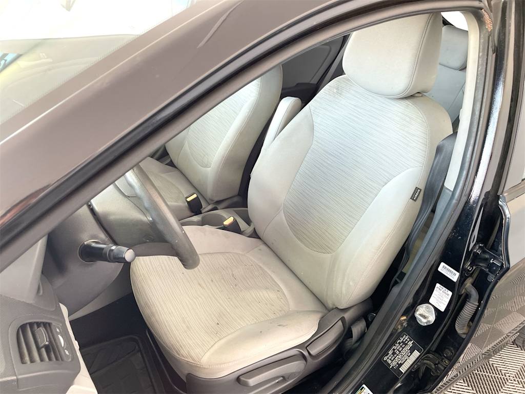 Thumbnail: 2016 Hyundai Accent - 20