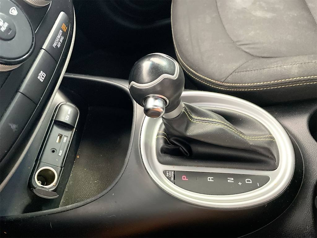 Thumbnail: 2016 Kia Soul - 13