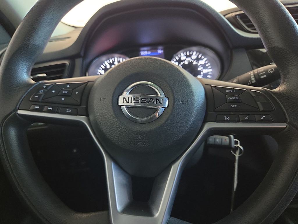 Thumbnail: 2018 Nissan Rogue - 23