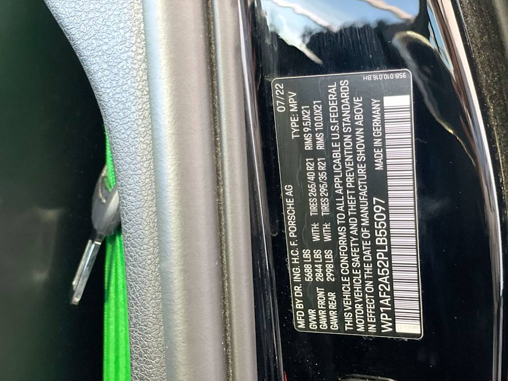 Thumbnail: 2023 Porsche Macan - 17