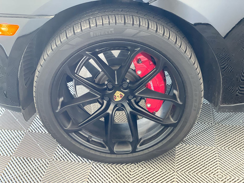 Thumbnail: 2023 Porsche Macan - 6