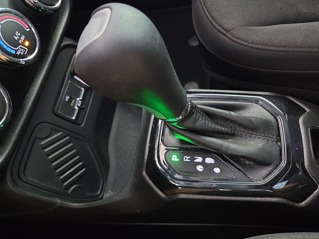 Thumbnail: 2017 Jeep Renegade - 12