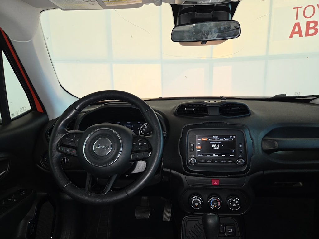Thumbnail: 2017 Jeep Renegade - 2