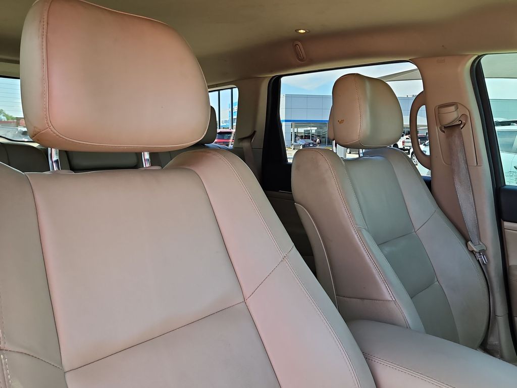 Thumbnail: 2017 Jeep Grand Cherokee - 24