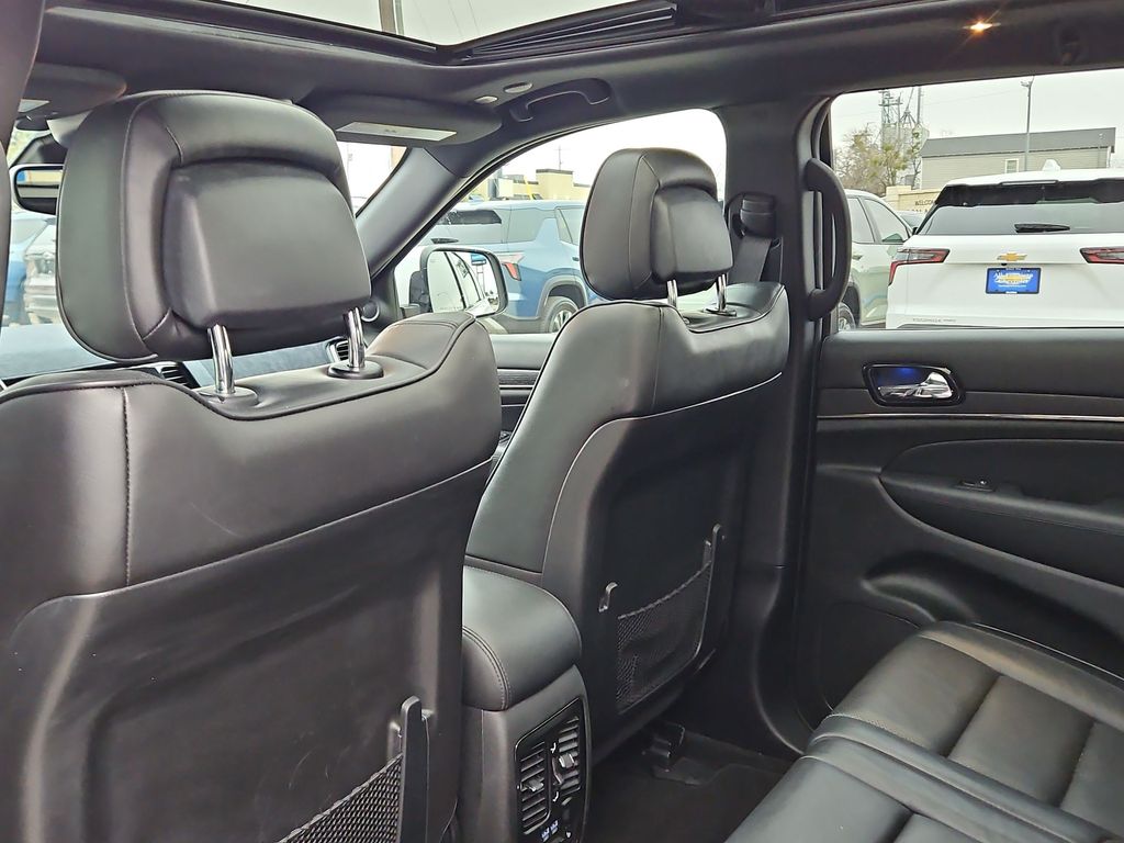 Thumbnail: 2021 Jeep Grand Cherokee - 11