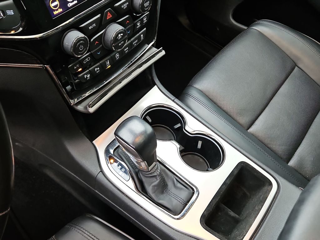 Thumbnail: 2021 Jeep Grand Cherokee - 13