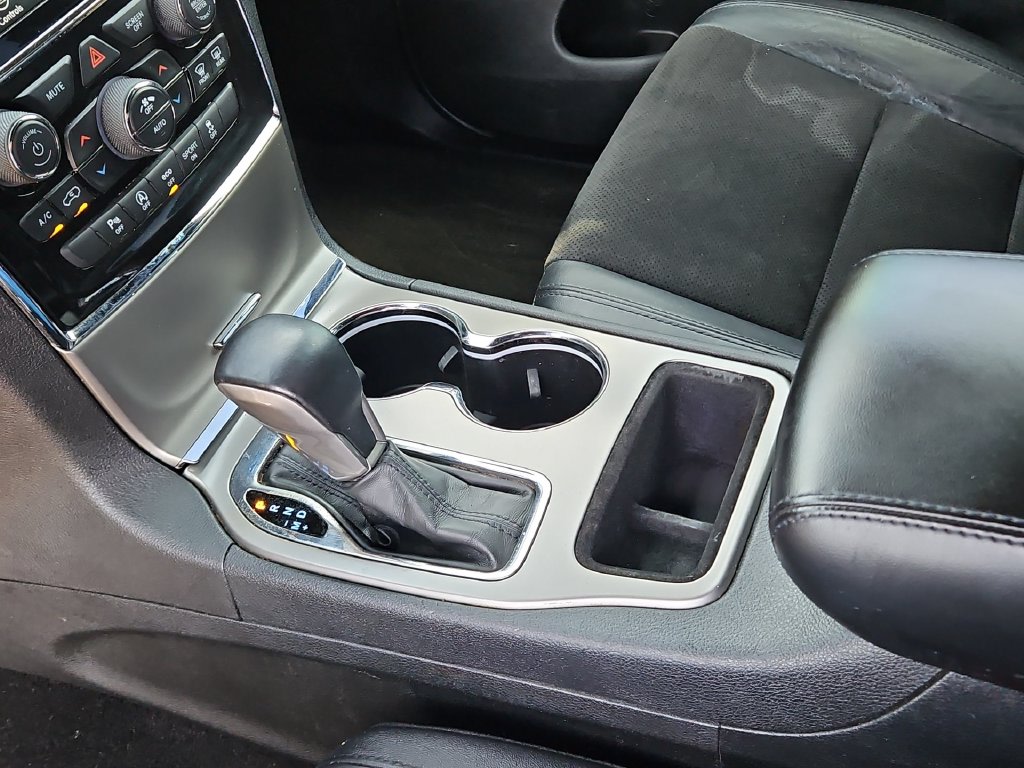 Thumbnail: 2021 Jeep Grand Cherokee - 14