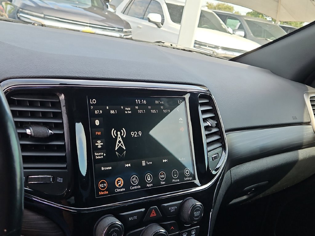Thumbnail: 2021 Jeep Grand Cherokee - 25
