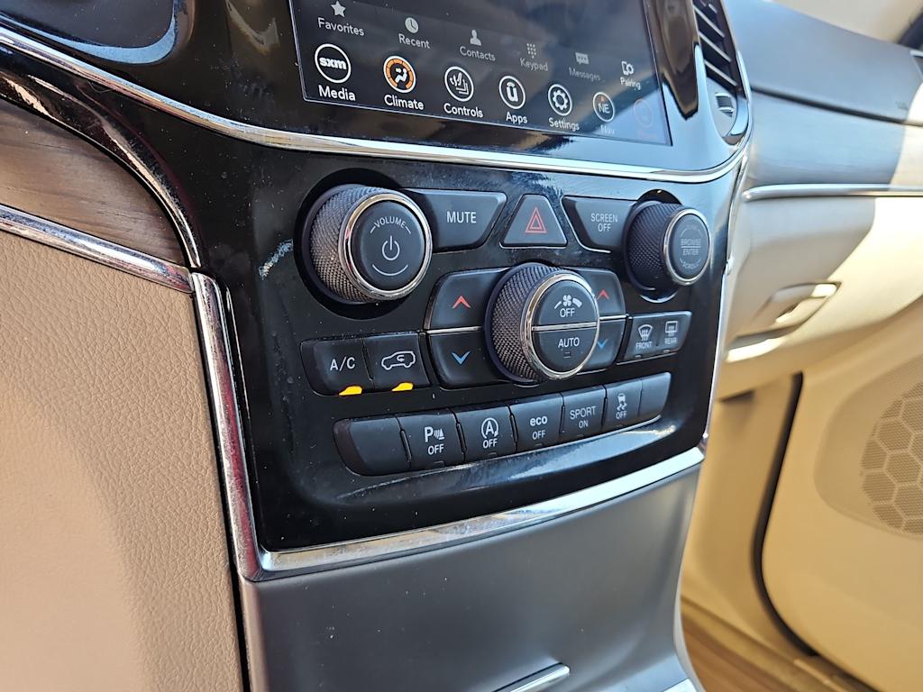 Thumbnail: 2021 Jeep Grand Cherokee - 13