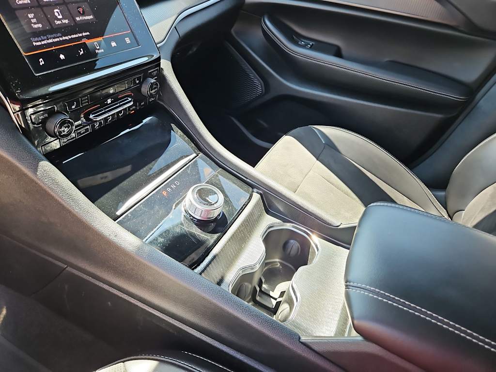 Thumbnail: 2024 Jeep Grand Cherokee - 14