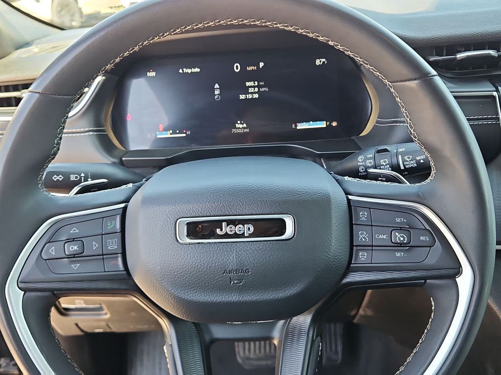 Thumbnail: 2024 Jeep Grand Cherokee - 24