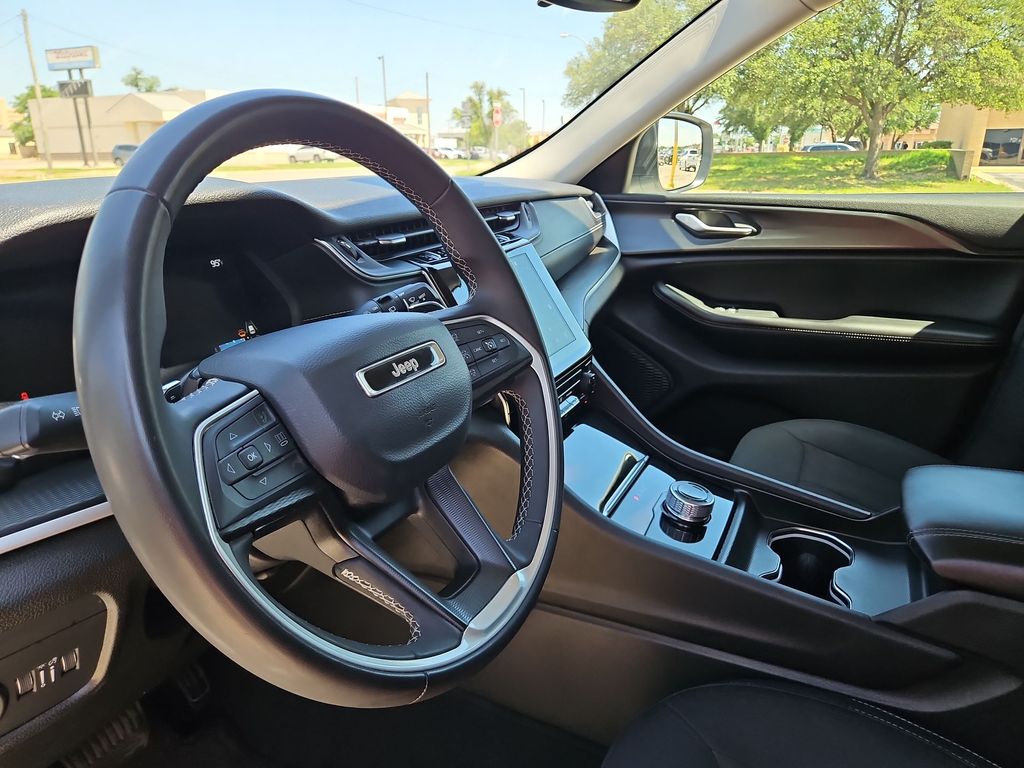 Thumbnail: 2024 Jeep Grand Cherokee - 2