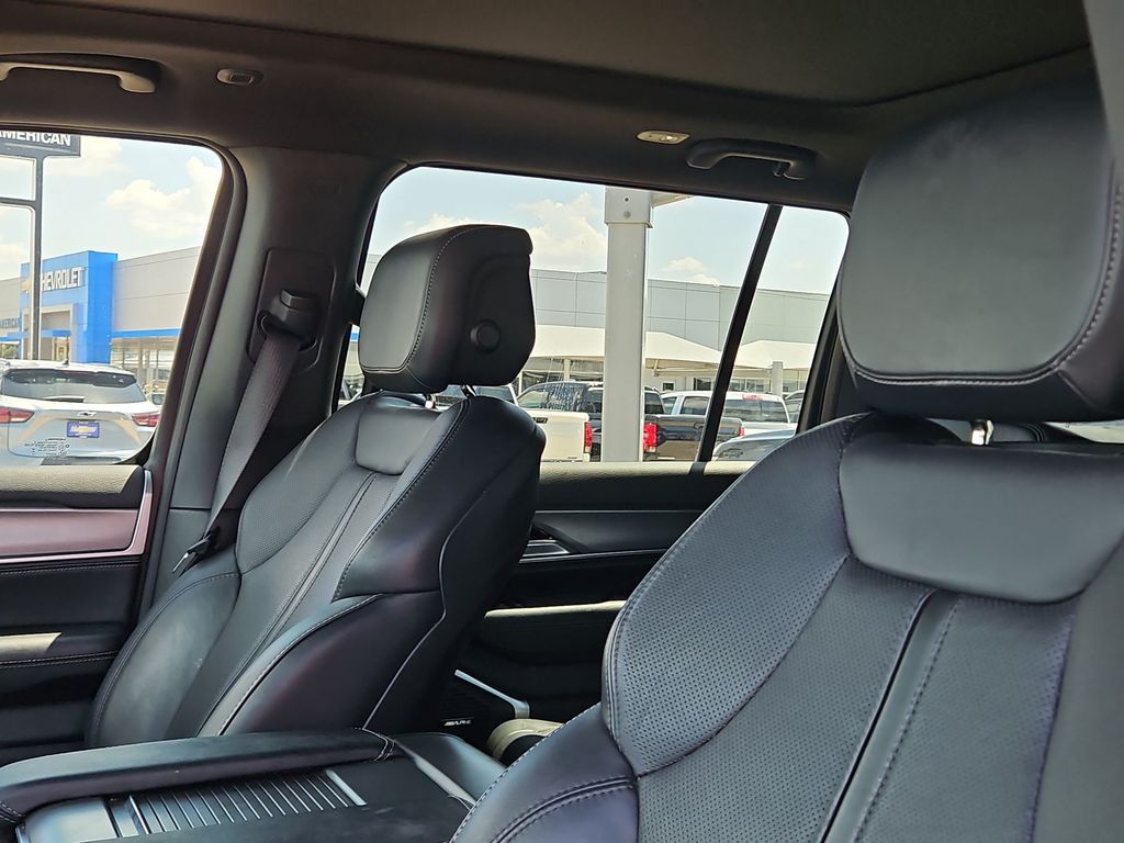 Thumbnail: 2025 Jeep Wagoneer - 10