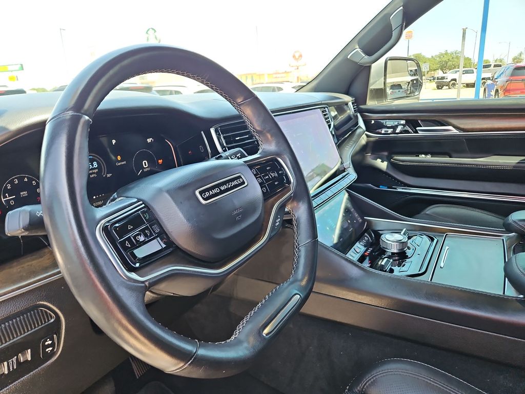 Thumbnail: 2022 Jeep Grand Wagoneer - 2