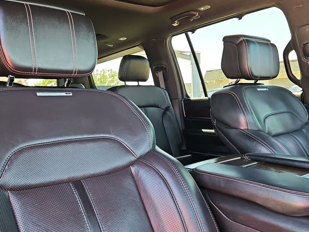 Thumbnail: 2022 Jeep Grand Wagoneer - 13