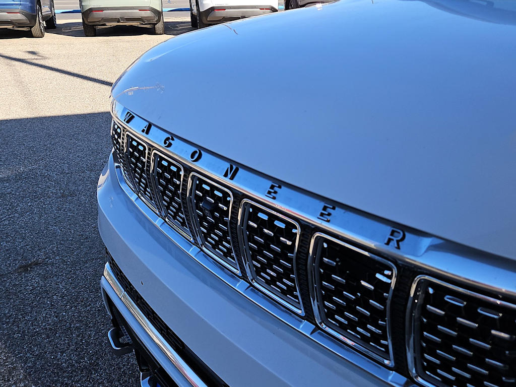 Thumbnail: 2022 Jeep Grand Wagoneer - 22