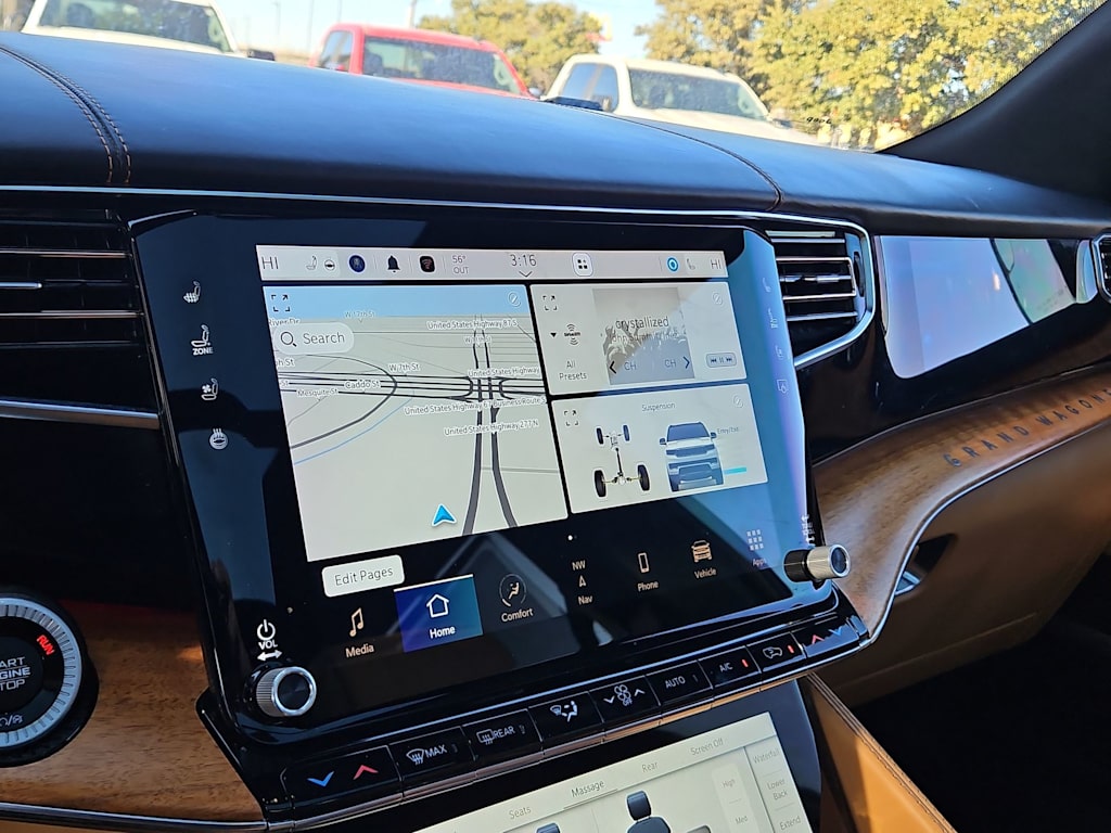 Thumbnail: 2022 Jeep Grand Wagoneer - 25