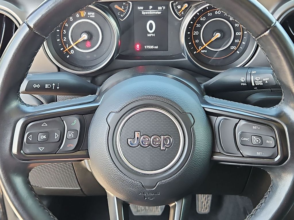 Thumbnail: 2022 Jeep Gladiator - 22
