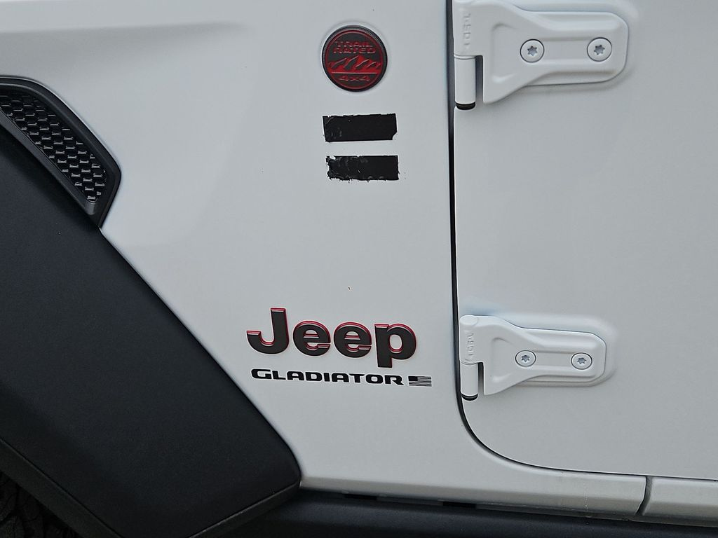 Thumbnail: 2024 Jeep Gladiator - 7