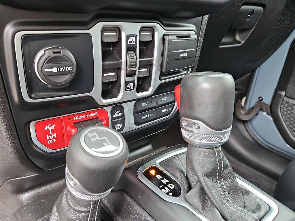 Thumbnail: 2025 Jeep Gladiator - 24