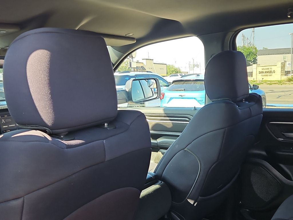 Thumbnail: 2025 RAM 1500 - 11