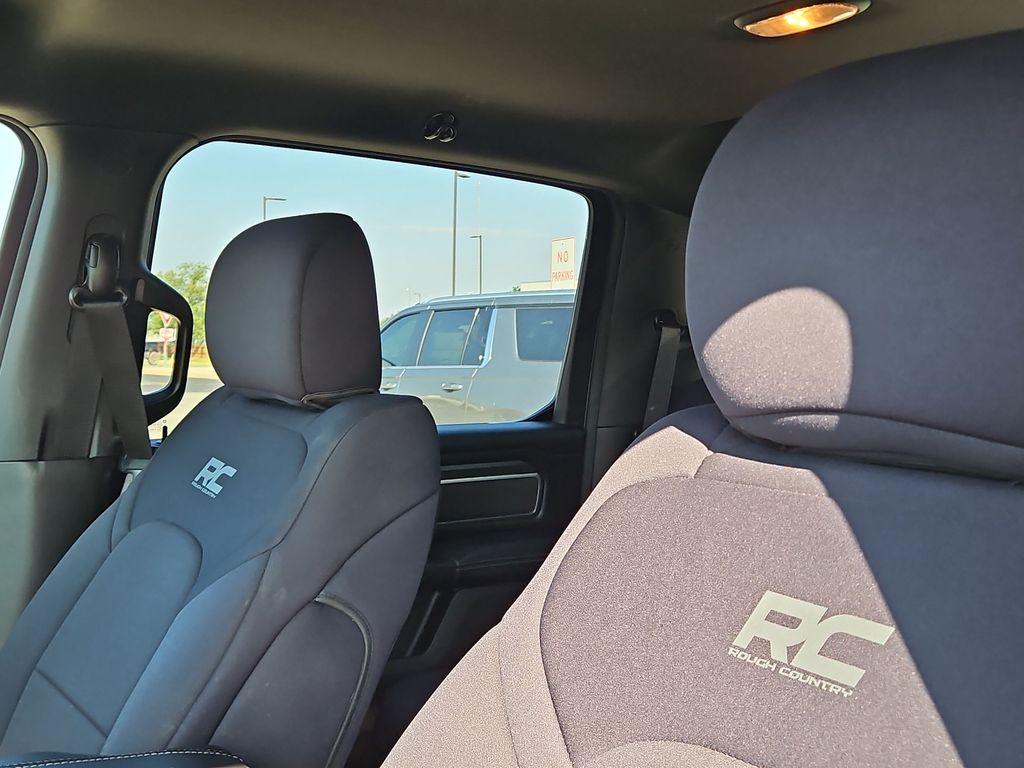 Thumbnail: 2025 RAM 1500 - 10