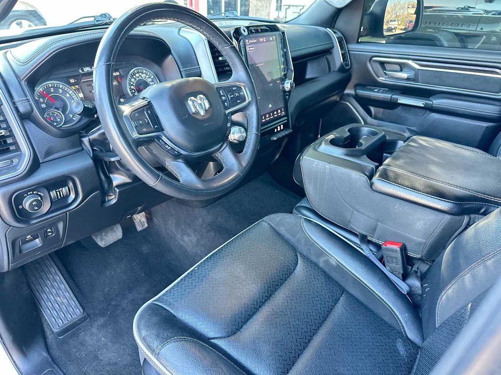 Thumbnail: 2025 RAM 1500 - 2