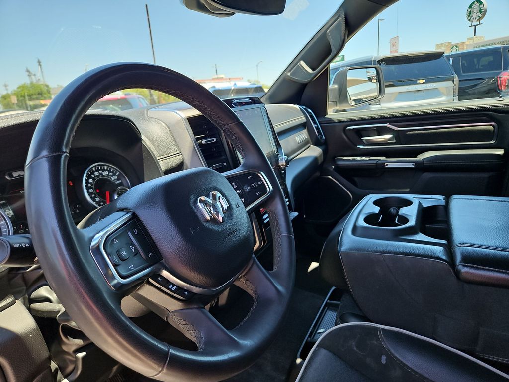 Thumbnail: 2025 RAM 1500 - 2