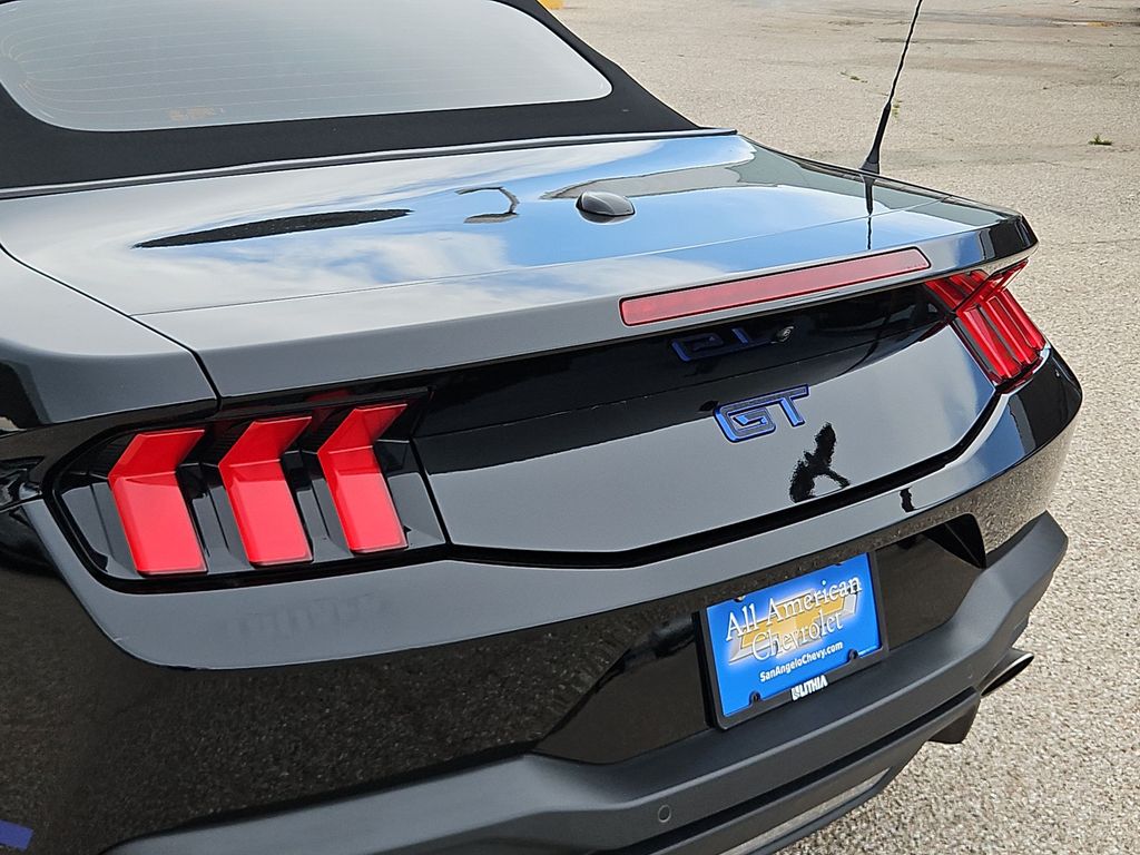 Thumbnail: 2025 Ford Mustang - 24