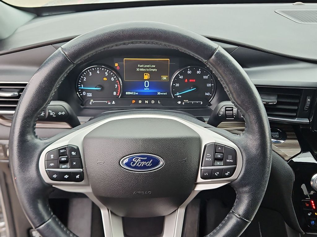 Thumbnail: 2022 Ford Explorer - 9