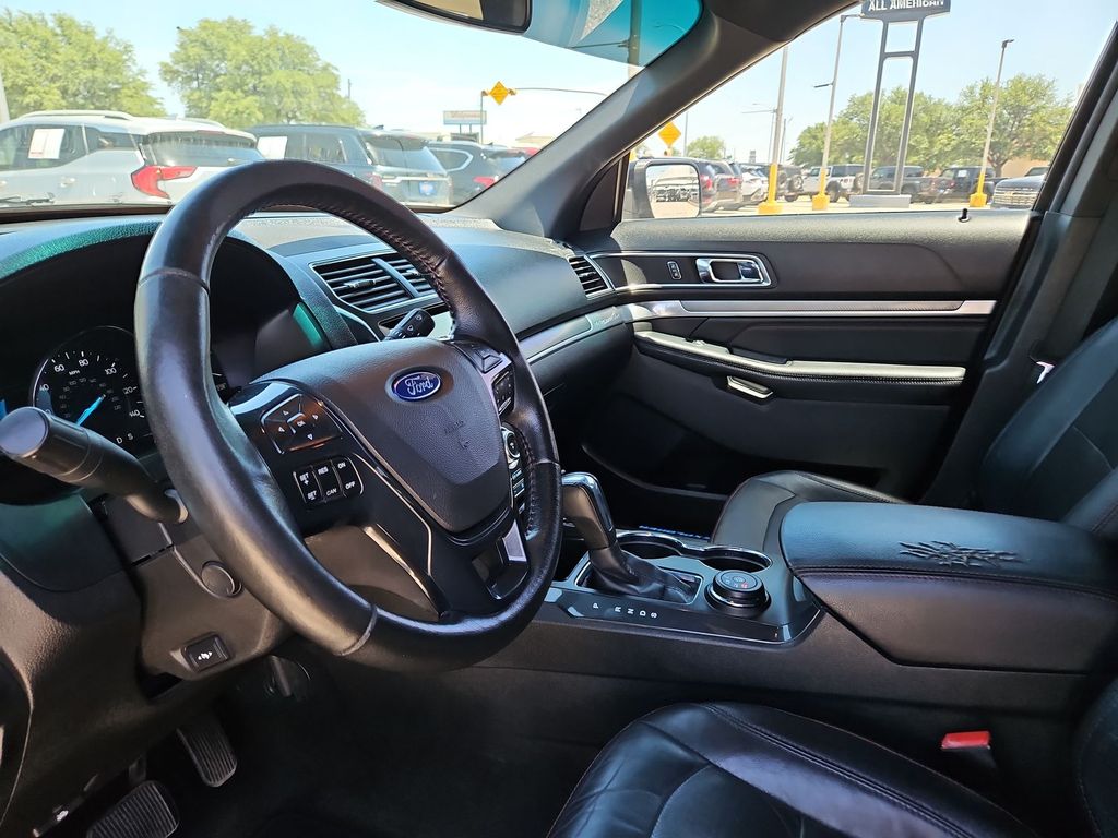 Thumbnail: 2016 Ford Explorer - 2