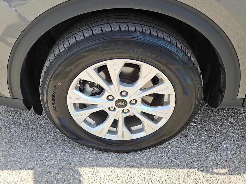 Thumbnail: 2024 Ford Escape - 8