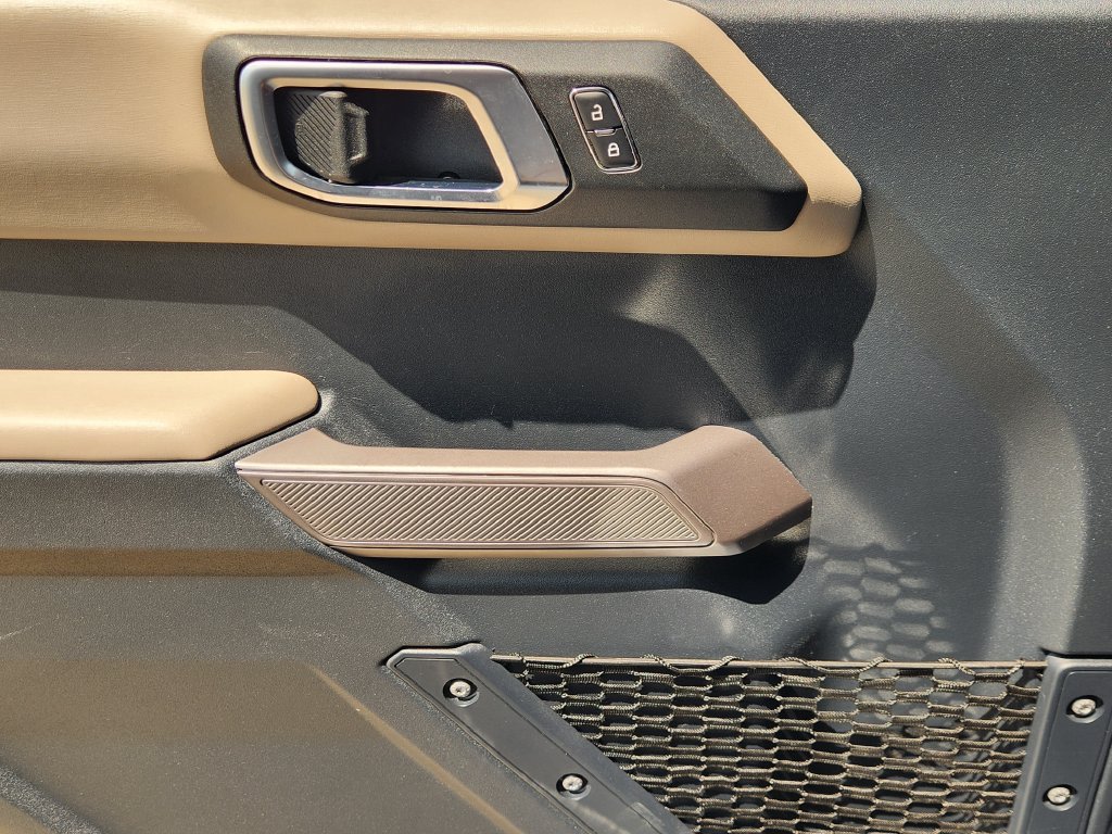 Thumbnail: 2023 Ford Bronco - 27