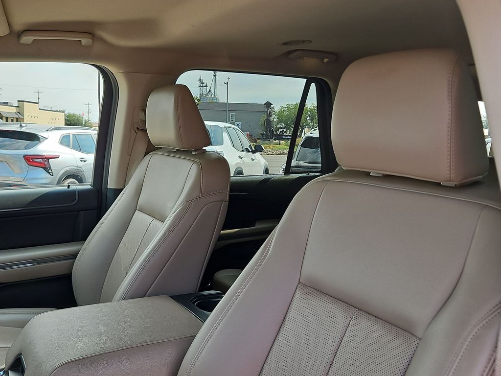 Thumbnail: 2024 Ford Expedition MAX - 9