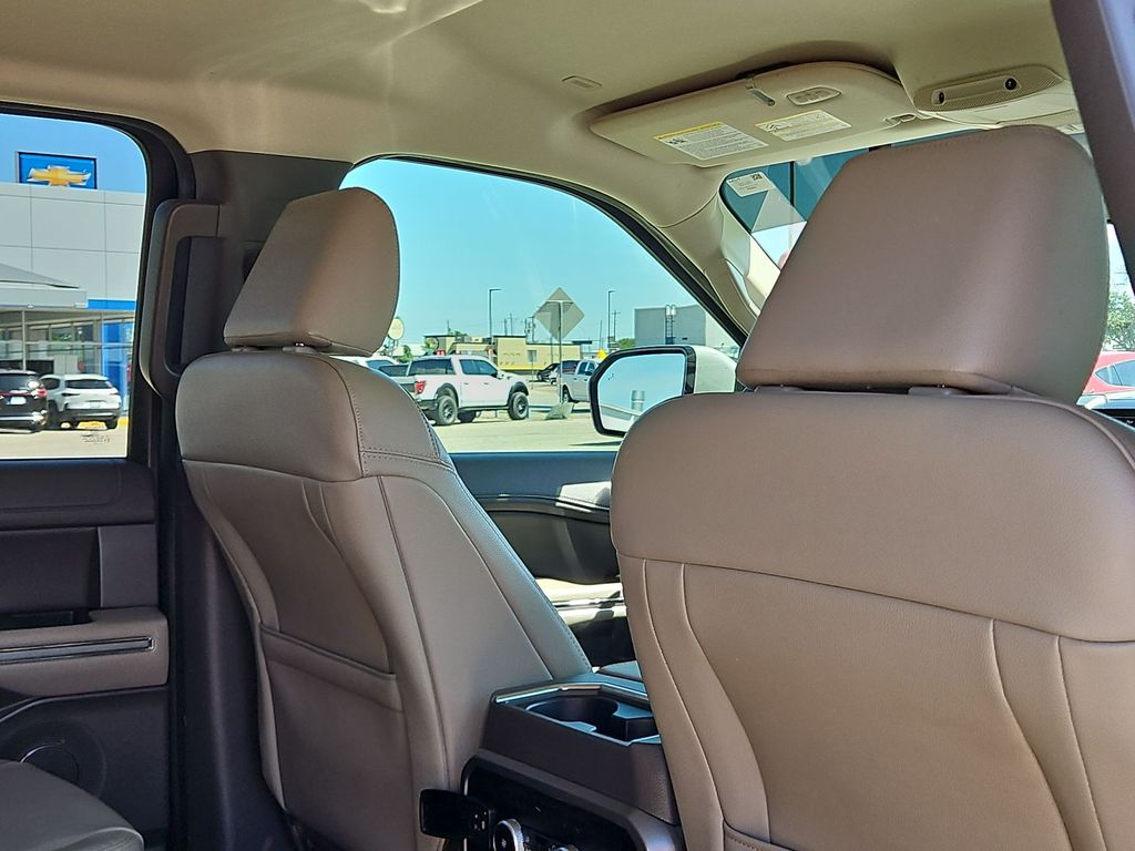 Thumbnail: 2021 Ford Expedition - 16