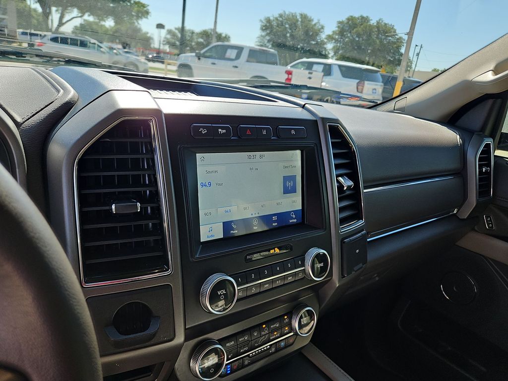 Thumbnail: 2021 Ford Expedition - 25